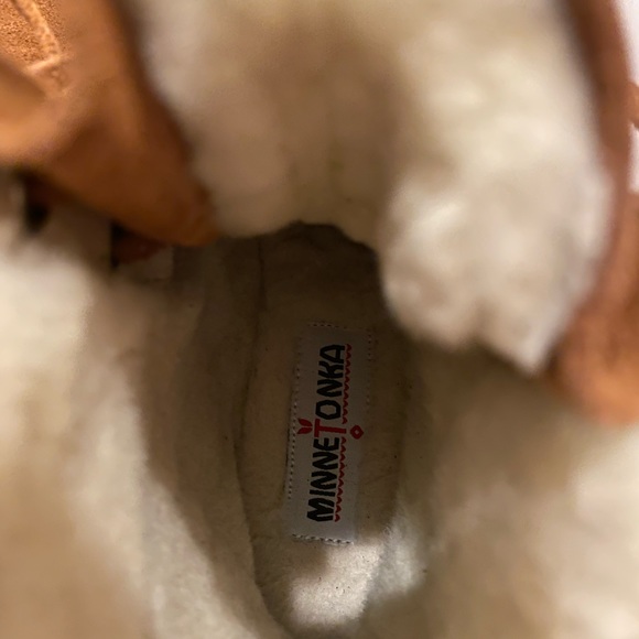 Minnetonka for J. Crew Double Fringe Suede Fur Lined Ankle Boots - Picture 9 of 13